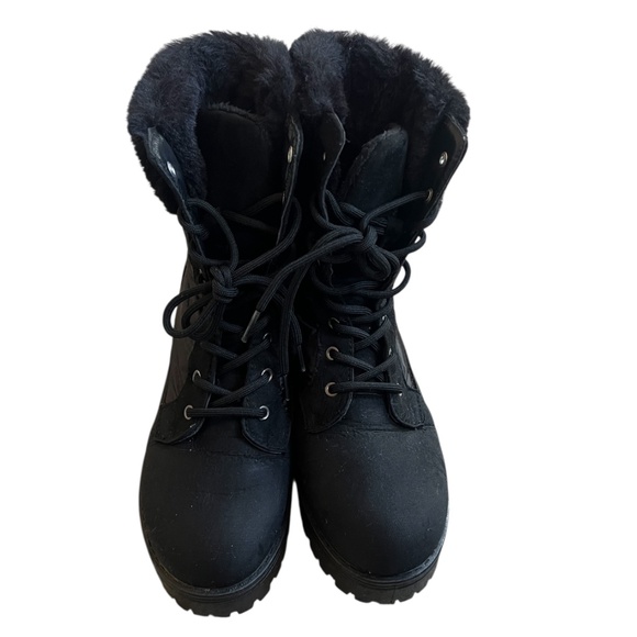 BAMBOO Winter Boots - Picture 1 of 6